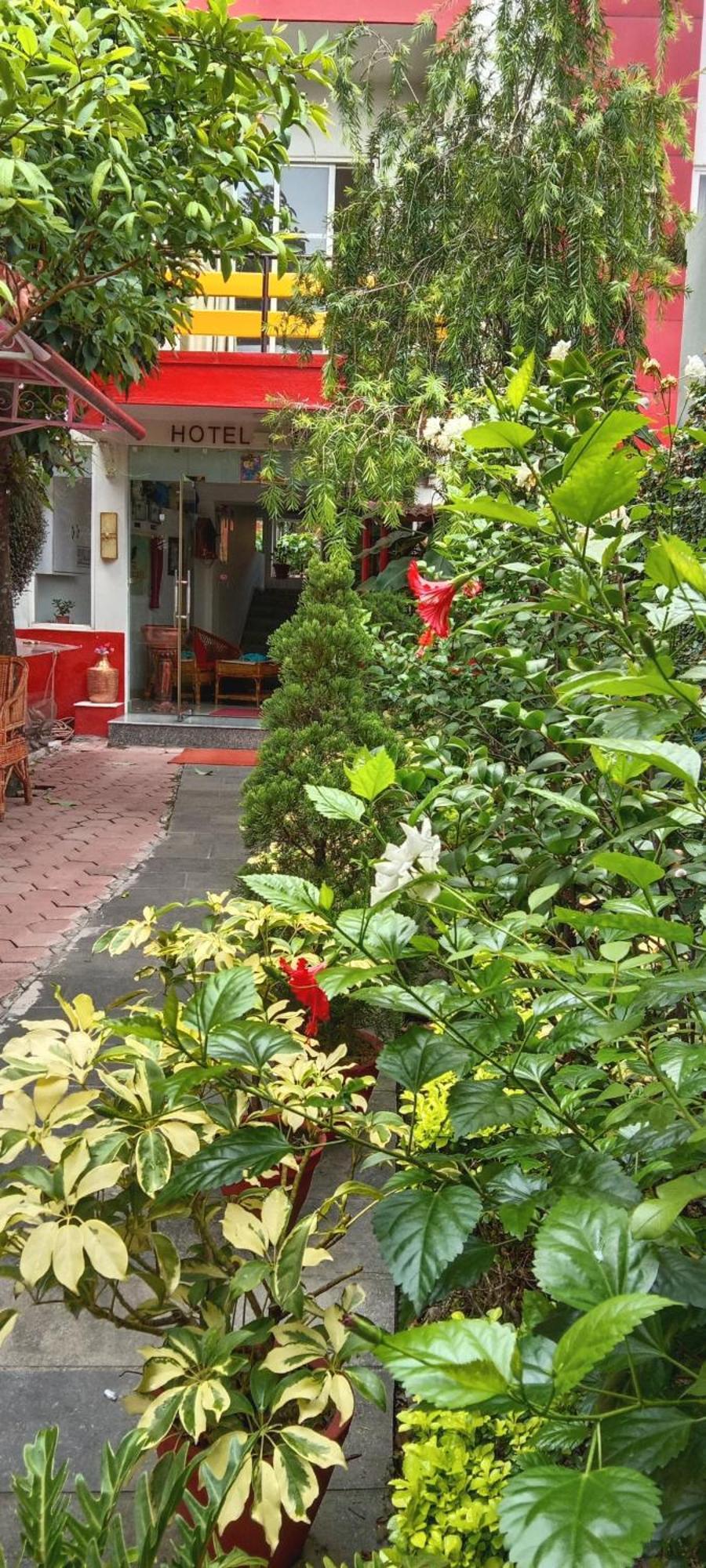 Hotel Tranquil Kathmandu Bagian luar foto