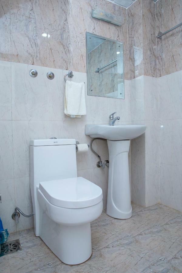 Hotel Tranquil Kathmandu Bagian luar foto