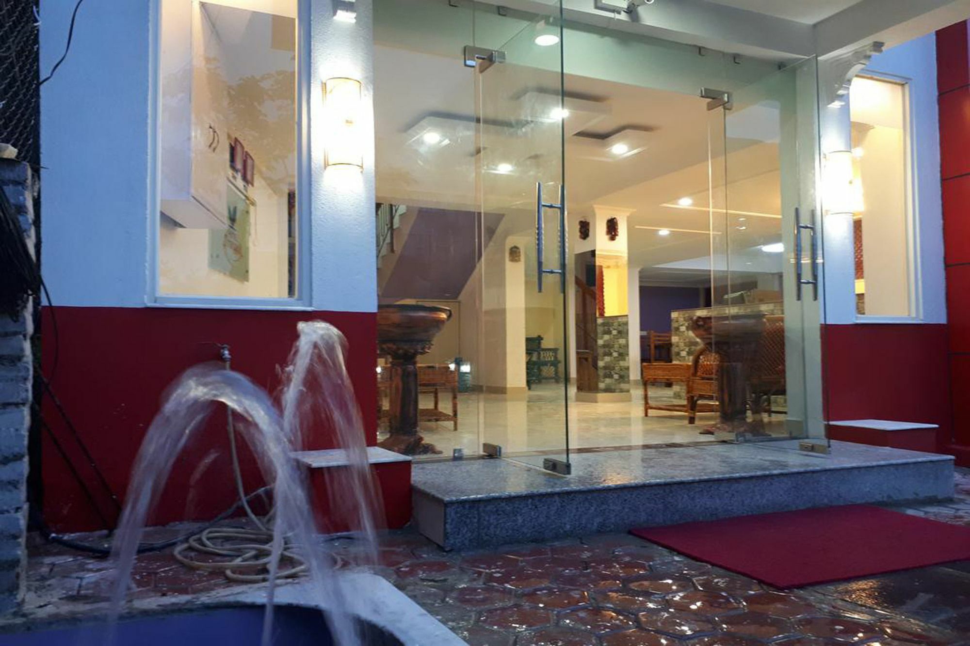 Hotel Tranquil Kathmandu Bagian luar foto